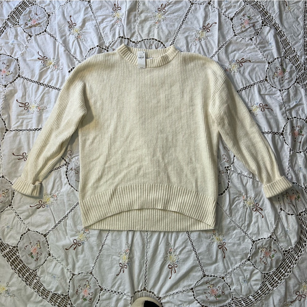 NWT Old Navy cream sweater